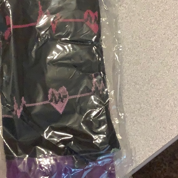 2 pair compression socks - Picture 3 of 3